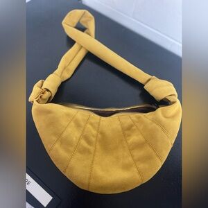 Small shoulder bag